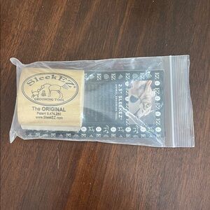SleekEZ Wooden Grooming Tool-new
